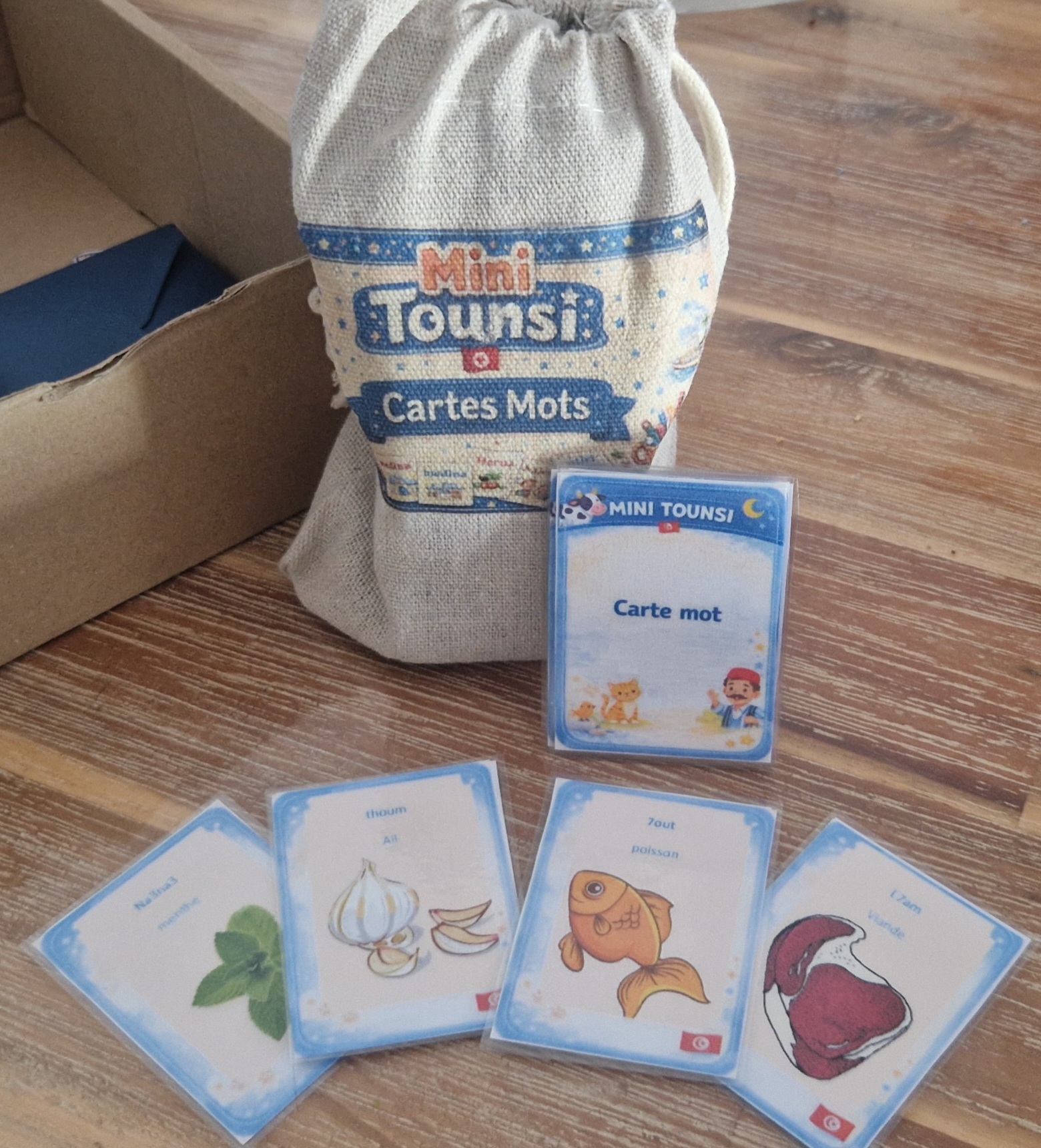 Photo réelle du prototype des cartes mots Mini Tounsi